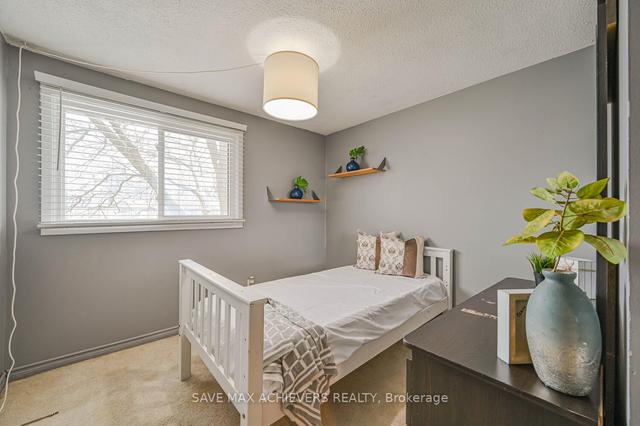 17 - 45 Hansen Rd N, Townhouse with 4 bedrooms, 2 bathrooms and 2 parking in Brampton ON | Image 11