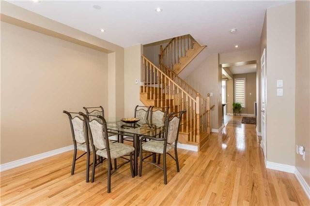 37 Chesterwood Cres, House attached with 3 bedrooms, 3 bathrooms and 1 parking in Brampton ON | Image 6