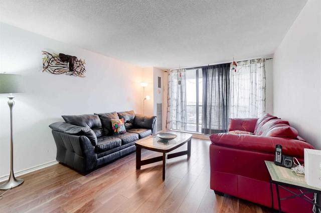 1210 - 21 Knightsbridge Rd, Condo with 3 bedrooms, 2 bathrooms and 1 parking in Brampton ON | Image 24