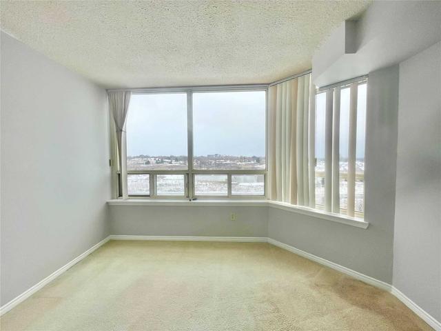 924 - 3 Greystone Walk Dr, Condo with 1 bedrooms, 1 bathrooms and 1 parking in Toronto ON | Image 3