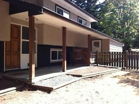6140 Parkway Dr, House detached with 5 bedrooms, 3 bathrooms and 10 parking in Nanaimo BC | Card Image