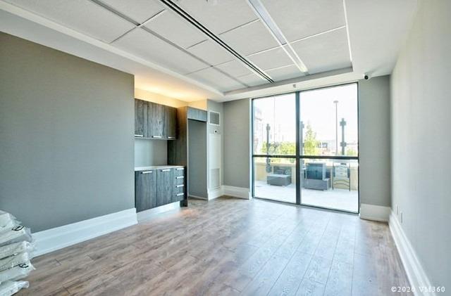 505 - 3 Southvale Dr, Condo with 2 bedrooms, 2 bathrooms and 0 parking in Toronto ON | Image 6