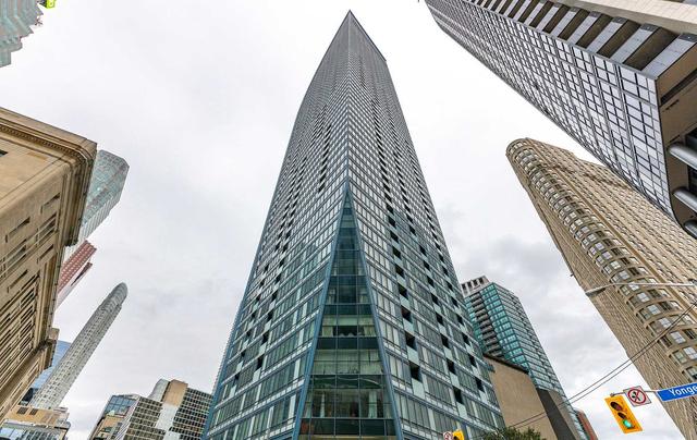 3503 - 8 The Esplanade Ave, Condo with 1 bedrooms, 1 bathrooms and 1 parking in Toronto ON | Image 12