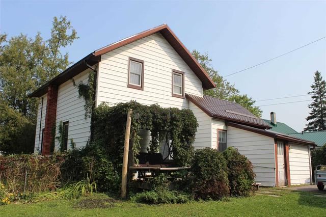 61 Simcoe St, House detached with 3 bedrooms, 2 bathrooms and 6 parking in Kawartha Lakes ON | Image 8