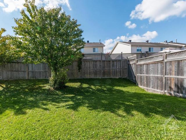 401 Dusk Private, Townhouse with 3 bedrooms, 3 bathrooms and 3 parking in Ottawa ON | Image 29