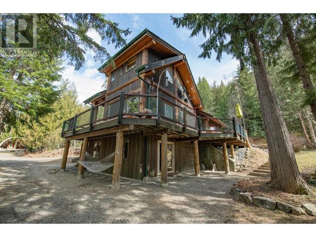 1195 Sugar Lake Road, House detached with 2 bedrooms, 2 bathrooms and 15 parking in North Okanagan E BC | Image 41