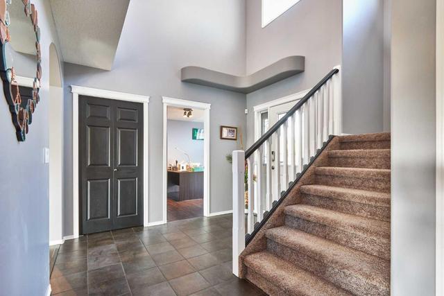 637 Stark Way Se, House detached with 5 bedrooms, 3 bathrooms and 4 parking in Medicine Hat AB | Image 5