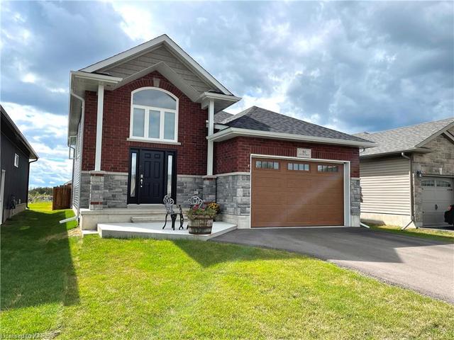 50 Potter Drive, House detached with 4 bedrooms, 3 bathrooms and 4 parking in Loyalist ON | Image 2