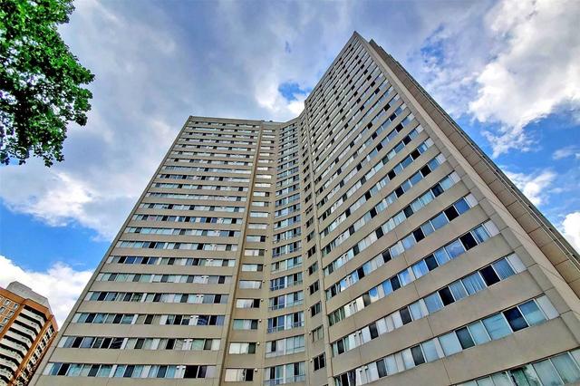 sp03 - 3700 Kaneff Cres, Condo with 2 bedrooms, 2 bathrooms and 2 parking in Mississauga ON | Image 12