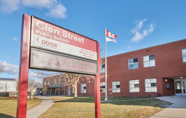 411 - 936 Glen St, Condo with 2 bedrooms, 1 bathrooms and 1 parking in Oshawa ON | Image 14