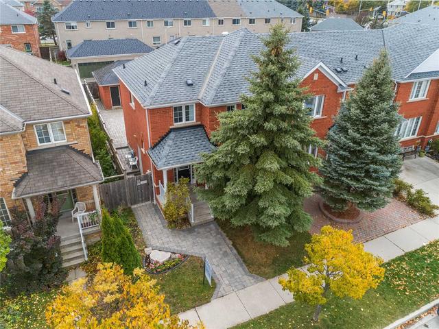5951 Chalfont Cres, House attached with 3 bedrooms, 4 bathrooms and 2 parking in Mississauga ON | Image 28