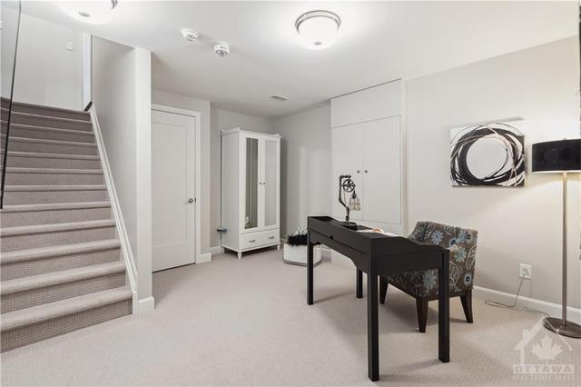 527 De Mazenod Avenue, Townhouse with 2 bedrooms, 3 bathrooms and 1 parking in Ottawa ON | Image 26