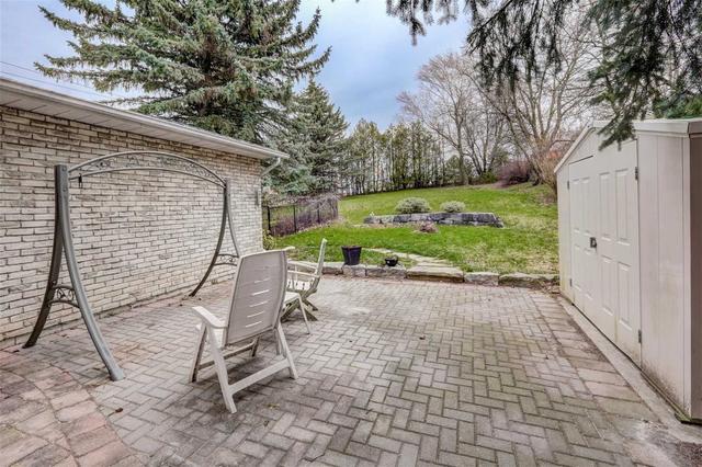 1056 Wayne Dr, House detached with 4 bedrooms, 4 bathrooms and 8 parking in Newmarket ON | Image 20