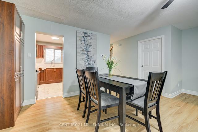47 - 45 Hansen Rd N, Townhouse with 3 bedrooms, 2 bathrooms and 1 parking in Brampton ON | Image 2