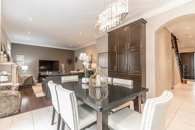 82 Valle Ave, House detached with 4 bedrooms, 5 bathrooms and 4 parking in Vaughan ON | Image 9