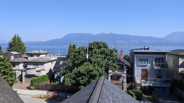3616 Point Grey Rd, House detached with 4 bedrooms, 3 bathrooms and 2 parking in Vancouver BC | Image 12