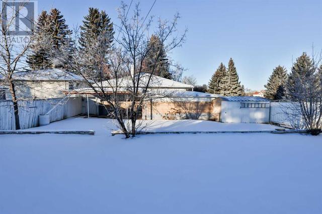 947 12a Street S, House detached with 5 bedrooms, 2 bathrooms and 1 parking in Lethbridge AB | Image 29