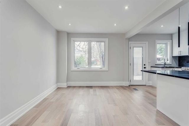 611 Hillsdale Ave E, House detached with 3 bedrooms, 3 bathrooms and 2 parking in Toronto ON | Image 34