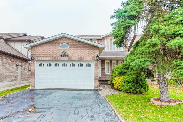 2592 Innisfil Rd, House detached with 4 bedrooms, 4 bathrooms and 2 parking in Mississauga ON | Image 1