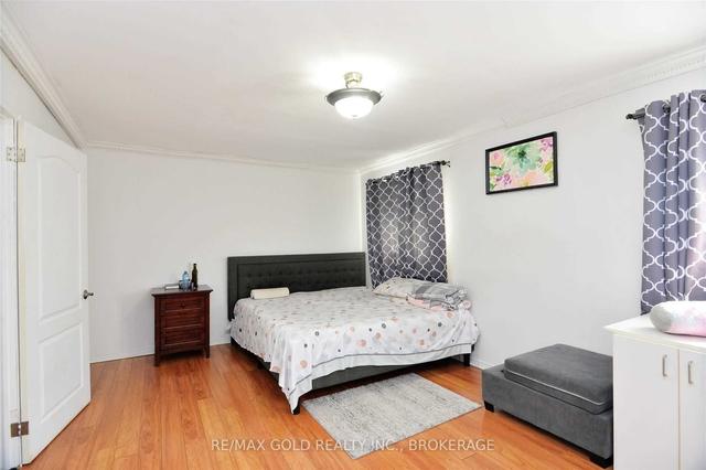 108 Houghton Ave N, House detached with 4 bedrooms, 2 bathrooms and 1 parking in Hamilton ON | Image 11