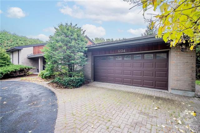 1234 Beaverwood Road, House detached with 3 bedrooms, 2 bathrooms and 10 parking in Ottawa ON | Image 19