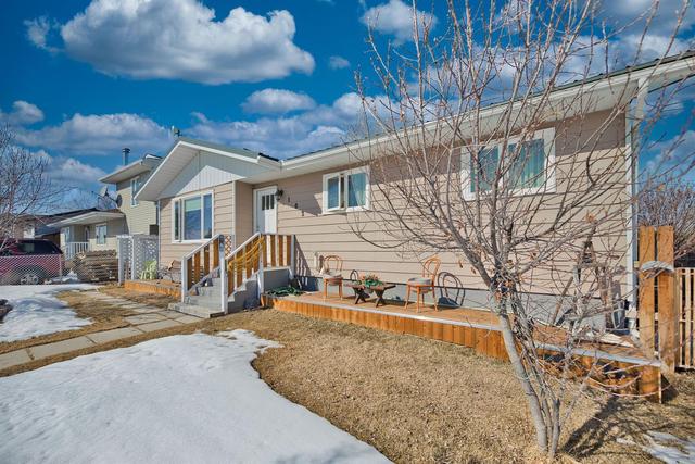 102 Langdon Avenue, House detached with 3 bedrooms, 1 bathrooms and 4 parking in Wheatland County AB | Image 4