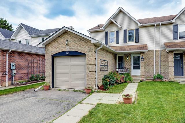 62 Kipling Cres, House semidetached with 3 bedrooms, 2 bathrooms and 3 parking in Ajax ON | Image 1