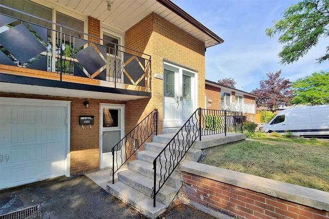 2393 Cashmere Ave, House semidetached with 3 bedrooms, 3 bathrooms and 3 parking in Mississauga ON | Image 23