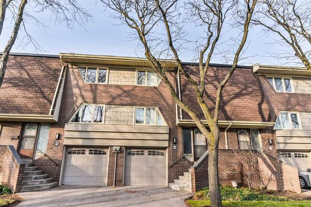 86 Flaming Rose Way, Townhouse with 3 bedrooms, 3 bathrooms and 1 parking in Toronto ON | Image 1