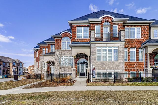 11 Sharbot Lane, House attached with 3 bedrooms, 3 bathrooms and 4 parking in Markham ON | Image 1