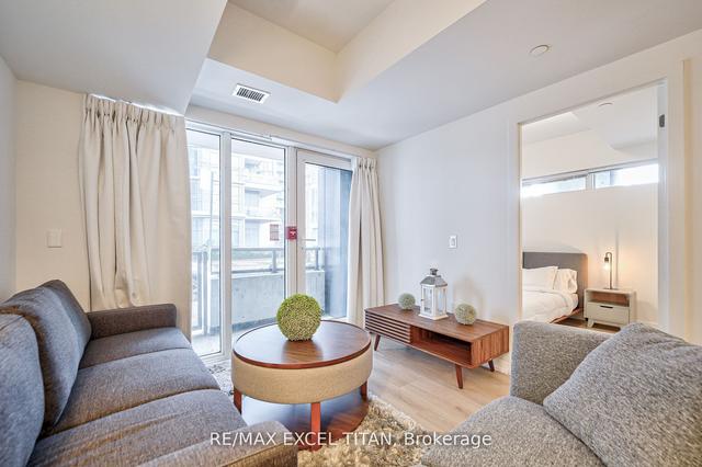 106 - 1195 Queensway Ave, Townhouse with 3 bedrooms, 3 bathrooms and 1 parking in Toronto ON | Image 4