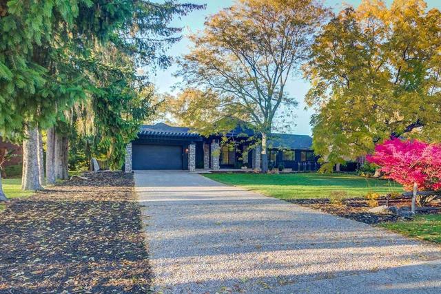 318 Stills Lane, House detached with 3 bedrooms, 5 bathrooms and 6 parking in Oakville ON | Image 2
