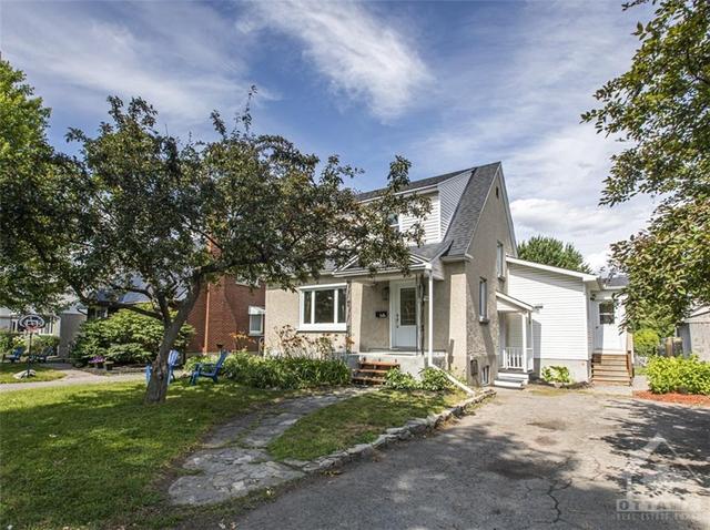 559 Redwood Avenue, House detached with 6 bedrooms, 3 bathrooms and 2 parking in Ottawa ON | Image 1