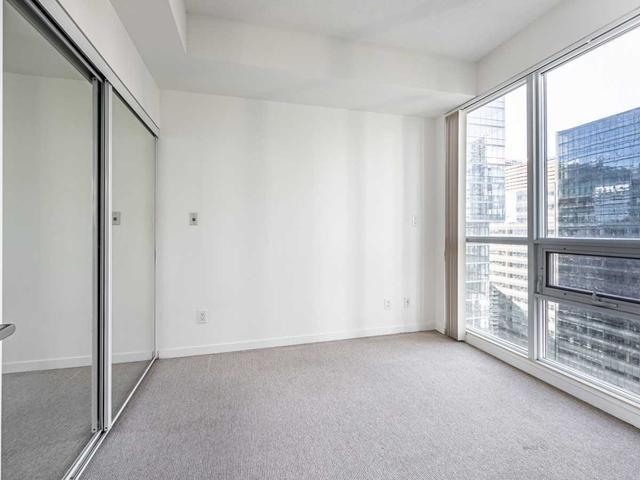 2902 - 55 Bremner Blvd, Condo with 1 bedrooms, 1 bathrooms and 0 parking in Toronto ON | Image 8