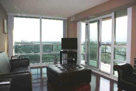 1709 - 509 Beecroft Rd, Condo with 2 bedrooms, 2 bathrooms and 1 parking in Toronto ON | Image 6