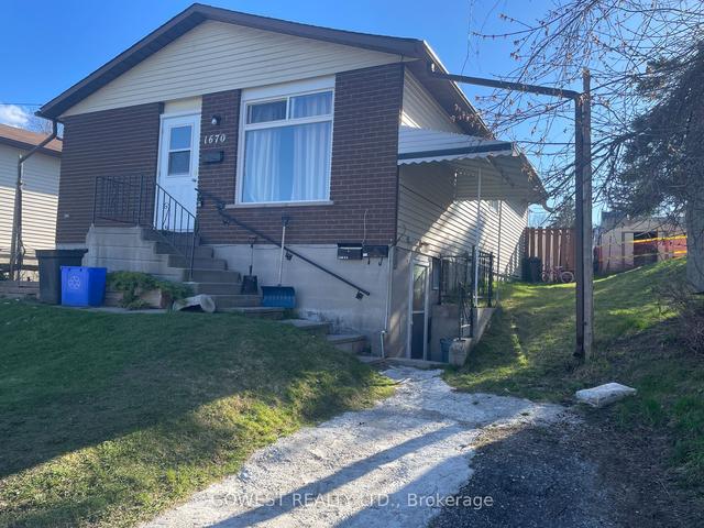 1670 Applewood Cres, House detached with 3 bedrooms, 3 bathrooms and 3 parking in Peterborough ON | Image 1