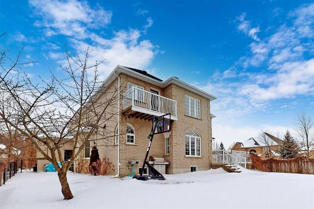 187 Deer Run Crt, House detached with 4 bedrooms, 5 bathrooms and 6 parking in Vaughan ON | Image 19