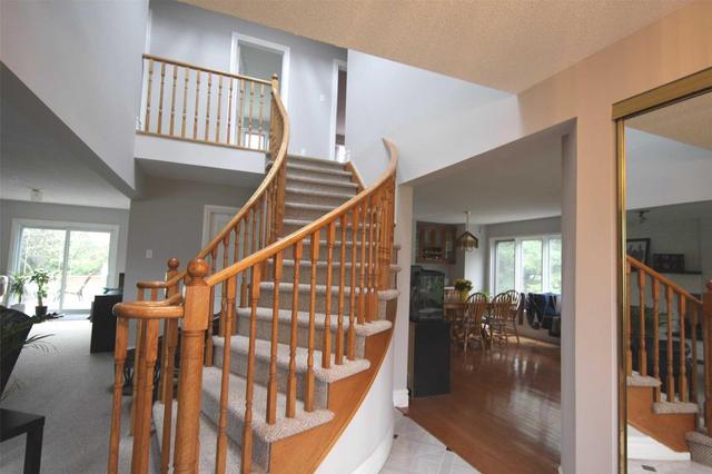 861 Townline Rd N, House detached with 4 bedrooms, 3 bathrooms and 10 parking in Clarington ON | Image 3