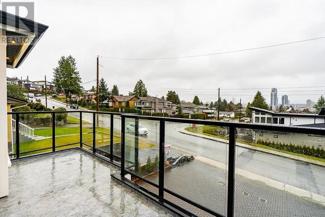 1 - 4096 Nithsdale Street, House detached with 3 bedrooms, 4 bathrooms and 5 parking in Burnaby BC | Image 25