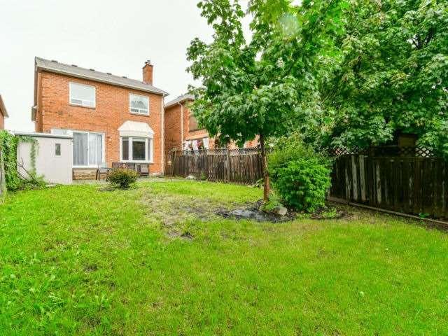 104 Leeward Dr, House detached with 3 bedrooms, 3 bathrooms and 2 parking in Brampton ON | Image 20