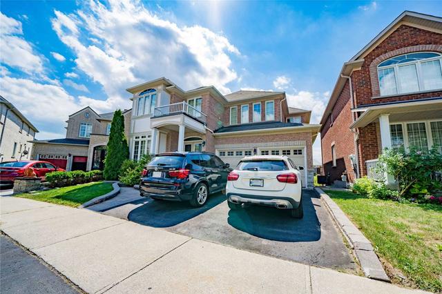 17 Sirius Cres, House detached with 5 bedrooms, 4 bathrooms and 5 parking in Toronto ON | Image 12