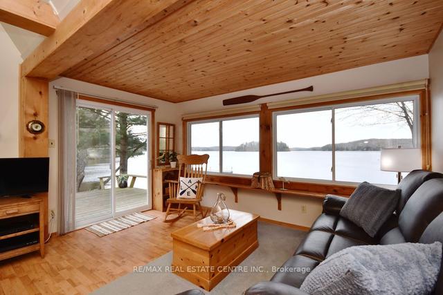 8 - 1054 Cove Rd, House detached with 3 bedrooms, 1 bathrooms and 6 parking in Muskoka Lakes ON | Image 8