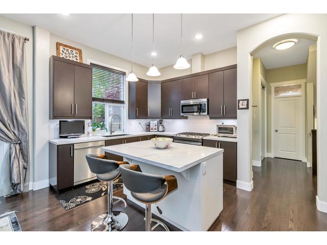 6114 163 Street, House detached with 4 bedrooms, 4 bathrooms and 4 parking in Surrey BC | Image 17