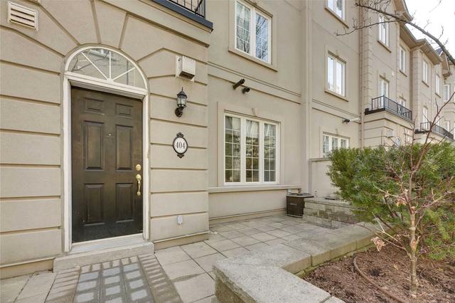 th404 - 31 Avondale Ave, Townhouse with 3 bedrooms, 3 bathrooms and 1 parking in Toronto ON | Image 1