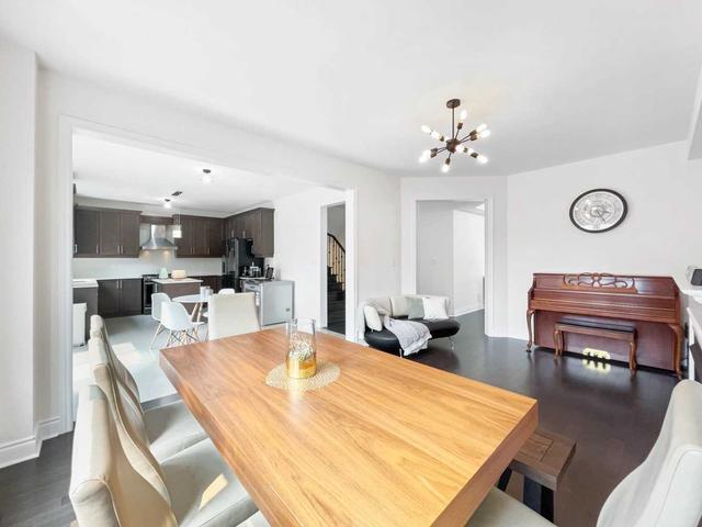 1106 Grainger Tr, House detached with 5 bedrooms, 5 bathrooms and 6 parking in Newmarket ON | Image 20