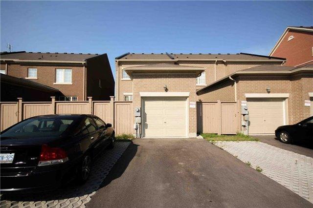 10367 Woodbine Bypass Ave, House attached with 3 bedrooms, 3 bathrooms and 3 parking in Markham ON | Image 2