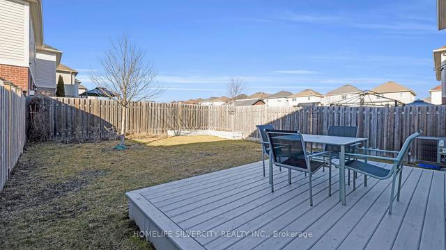 10 William Cowles Dr, House detached with 3 bedrooms, 3 bathrooms and 5 parking in Clarington ON | Image 32