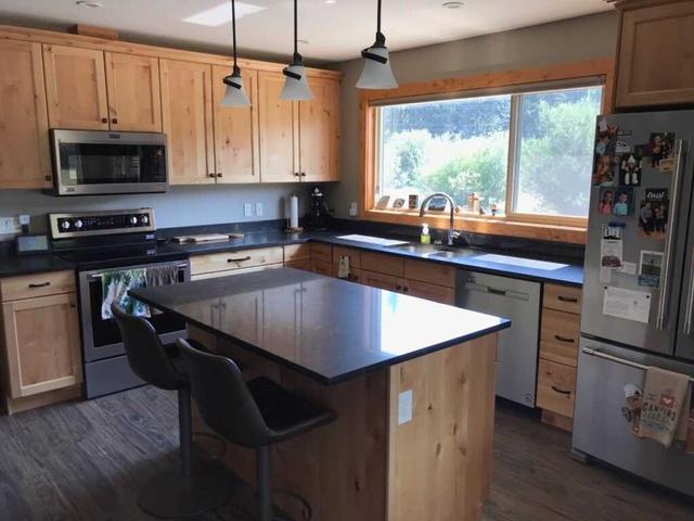 2501 Otter Rd, House detached with 3 bedrooms, 2 bathrooms and 12 parking in East Kootenay C BC | Image 9