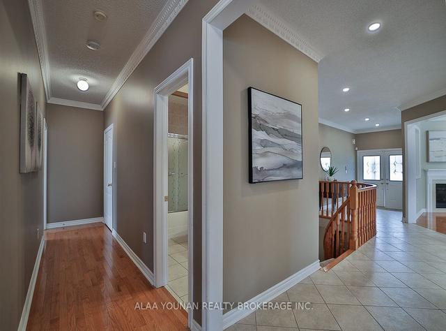 14 Leparc Rd, House detached with 3 bedrooms, 3 bathrooms and 6 parking in Brampton ON | Image 15