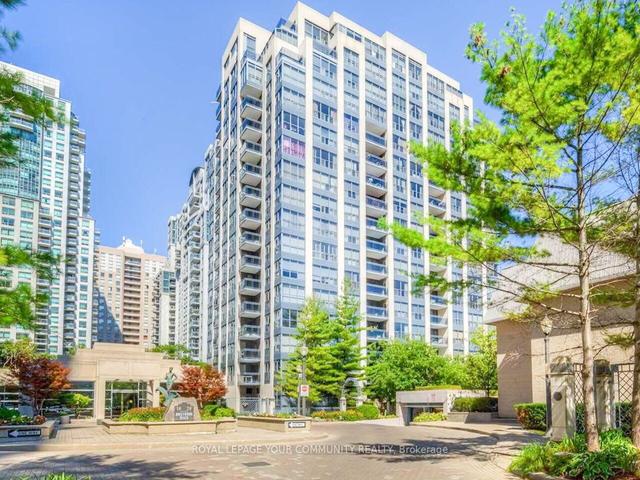 310 - 28 Hollywood Ave, Condo with 1 bedrooms, 1 bathrooms and 1 parking in Toronto ON | Image 1